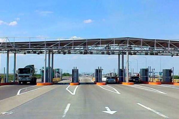 Фотография к новости: Министр транспорта объяснил причины плохого состояния дорог в Казахстане