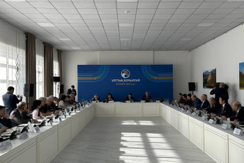 Фотография к новости: Адвокат Айман Умарова предложила способ защиты детей от педофилов