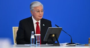 Президент призвал поддержать проекты Фонда &quot;Қазақ тілі&quot;