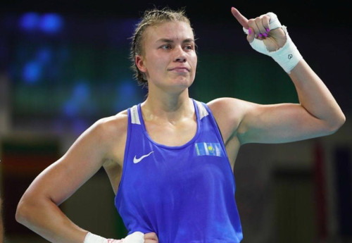 Фотография к новости: Казахстанка выиграла "бронзу" чемпионата мира по боксу