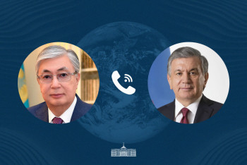 Фотография к новости: Токаев и Мирзиёев поздравили друг друга с наступающим праздником Наурыз