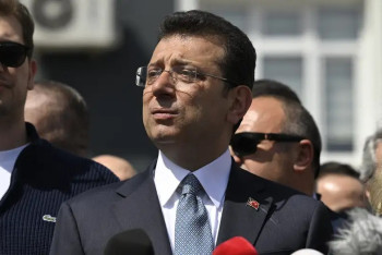 Фотография к новости: Турецкие власти арестовали главного конкурента Эрдогана перед выборами