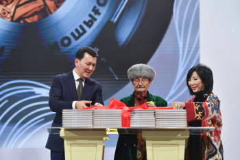 Фотография к новости: 400 кюев и 300 терме: В Астане презентовали аудиосборник "Асыл мұра"