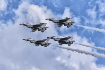 Фотография к новости: Над Астаной пролетят военные самолеты