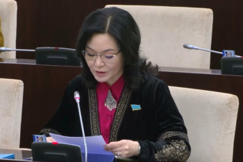 Фотография к новости: Бюрократия блокирует развитие образования в казахстанских колледжах – депутат