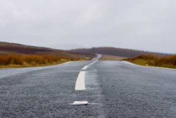 Фотография к новости: Из-за избыточной влажности ограничили движение по одной из трасс в Казахстане