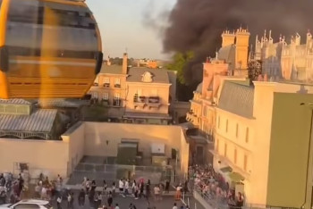Фотография к новости: Пожар произошёл в тематическом парке Disney  во Флориде