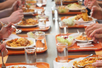 Индекс несъедаемости: В школьных столовых Казахстана начнут считать объедки