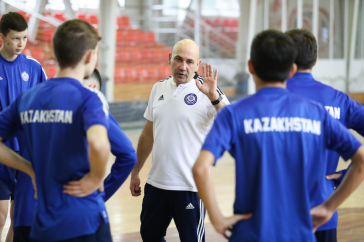 Фотография к новости: Казахстан обыграл Беларусь в отборе на Евро-2025 по футзалу