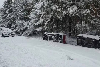 Фотография к новости: Ледяной шторм в Канаде обесточил сотни тысяч домов