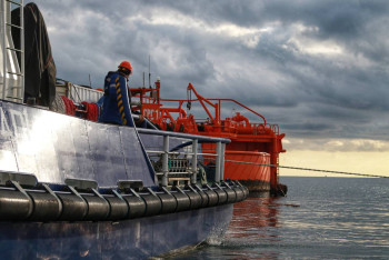 Фотография к новости: КТК приостановил эксплуатацию двух выносных причалов из трёх