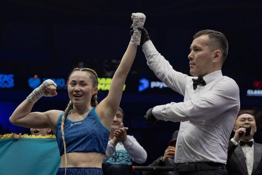 Фотография к новости: Балауса Муздиман устроила разгром на вечере бокса Алимханулы