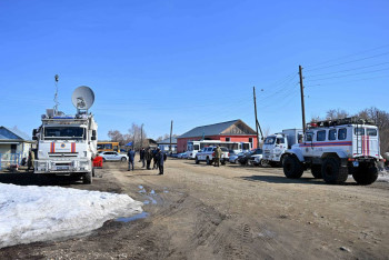 Фотография к новости: Село Красный Яр спасают от подтопления в области Абай