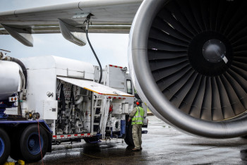 Фотография к новости: Завод по производству экологичного авиатоплива построят в Казахстане