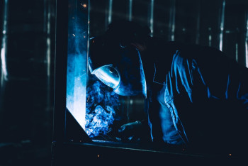 Фотография к новости: Две казахстанские компании пытались избежать выплат вдове сварщика