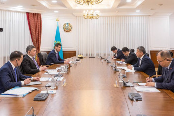 Фотография к новости: Олжас Бектенов обсудил инфраструктурные проекты с главой CITIC Construction