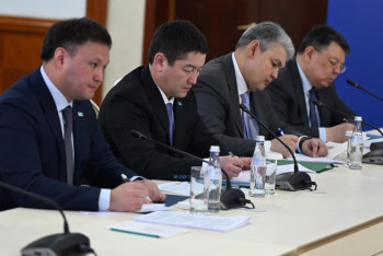 Президент: В приоритете должен быть обрабатывающий сектор