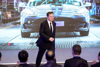 Фотография к новости: Против Tesla подали коллективный иск: компанию обвиняют в накрутке пробега