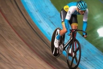 Фотография к новости: Велогонщик Рамис Динмухаметов завоевал золото в Гонконге