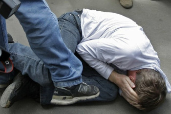 Фотография к новости: Когда бьют "старшаки": почему процветают группировки среди молодёжи