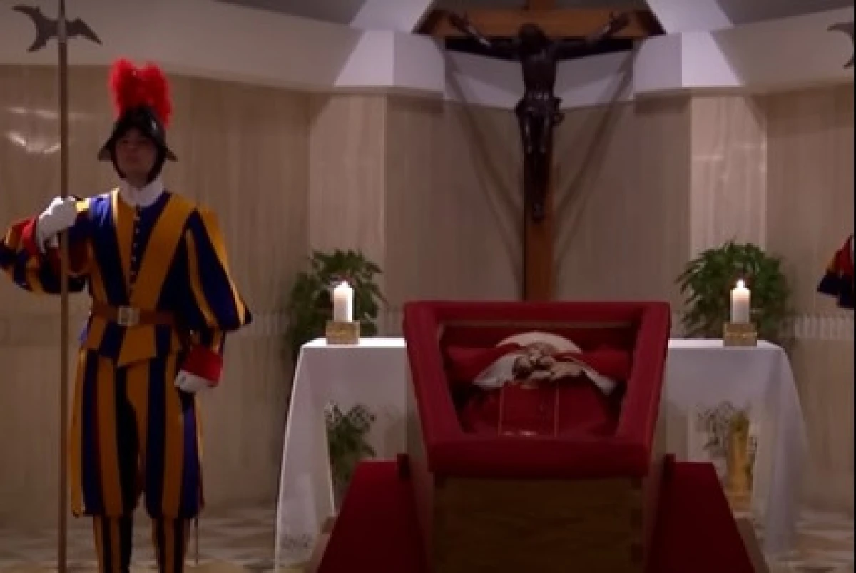 скриншот видео Vatican News