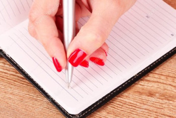 Фотография к новости: В Актюбинской области делопроизводитель без образования "лечила" сотни пациентов