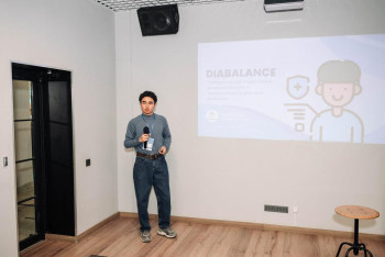 Фотография к новости: Карагандинские школьники создали приложение для диабетиков