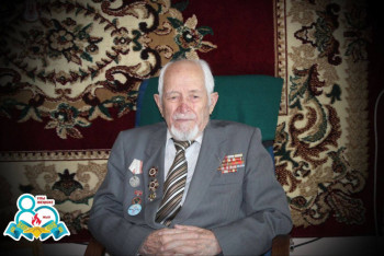 Фотография к новости: Игры со смертью, виноградный рай и мемуары: невероятный век ветерана из Семея