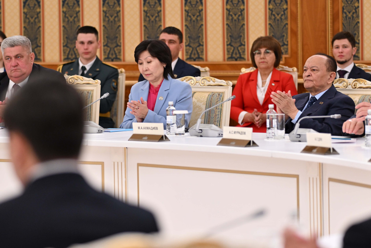 В них переплетаются традиции, языки, обычаи: Президент о народных праздниках