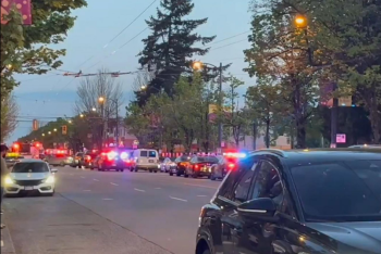 Фотография к новости: Автомобиль протаранил толпу в Ванкувере: стало известно о девяти погибших