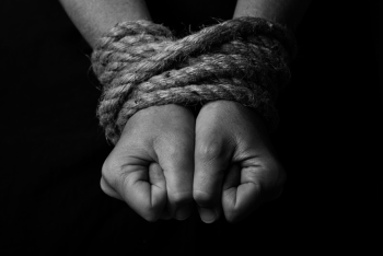 Фотография к новости: В Казахстане растет количество жертв торговли людьми