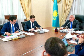 Фотография к новости: Холдинг "Байтерек" вложит 8 трлн тенге в развитие экономики Казахстана