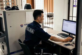 Фотография к новости: Подозреваемого в мошенничестве на 45 млн тенге экстрадировали из Польши