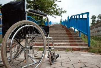 Фотография к новости: Один на всю страну: детский реабилитационный центр Павлодара остался без денег