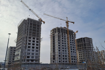 Всплеск цен на новое жильё произошёл в Алматы и Астане