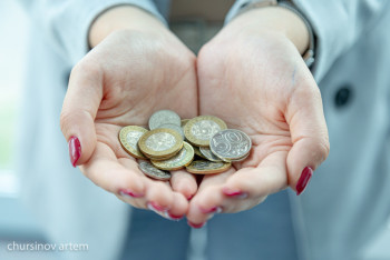 Продавец отдала деньги и товар за "очищение" от сглаза в Акмолинской области