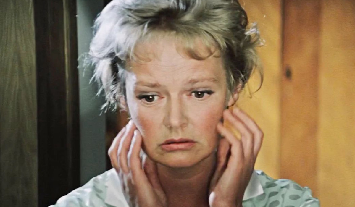 Колготки киген қыздың видеосы