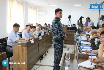 Фотография к новости: Существует ли банда "хуторские": подсудимый по делу Шерзата Полата дал разъяснения