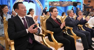 Президент Казахстана: Мы должны стать читающей страной