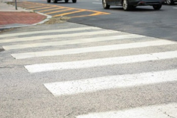 Фотография к новости: В Жамбылской области сбили двух детей на "зебре", одна из пострадавших - в коме