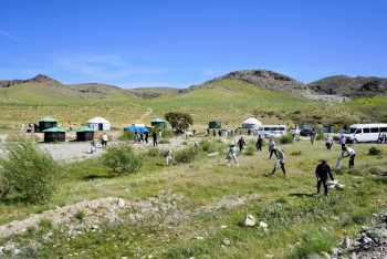 В Туркестанской области высадили 1000 деревьев у мавзолея Ясауи