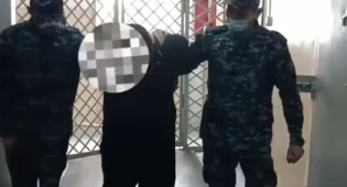 Пытался изнасиловать: полицейские показали допрос с напавшим в Сатпаеве