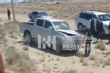 В Жанаозене выпускной кортеж попал в аварию