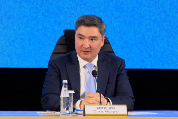 Фотография к новости: Олжас Бектенов представил активу города нового акима Алматы