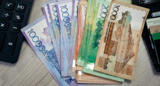 Выплаты выросли: сколько потратил бюджет на помощь уязвимым казахстанцам