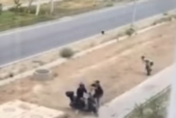 Полицейский пытался задержать нарушителя камнем в Шымкенте