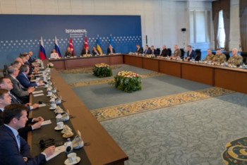 Фотография к новости: В Стамбуле начался второй раунд переговоров между Россией и Украиной