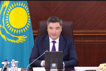 Фотография к новости: Премьер: Деньги из бюджета должны работать на казахстанскую экономику