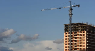 Сенаторы предлагают ужесточить требования к застройщикам долевого жилья