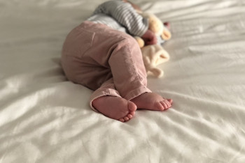 Малышка обварилась кипятком в детсаду Кызылорды